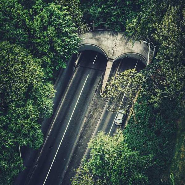 Aerodynamic Linen Hat