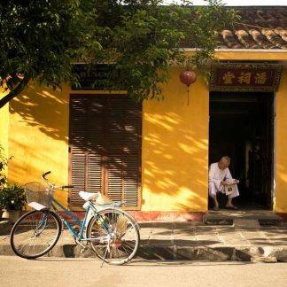 Mediocre Copper Table